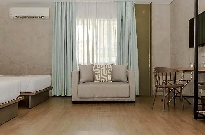 Primeway Hotel